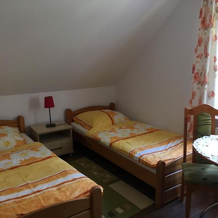 Villa Aurelia Pokoje Goscinne I Domki Letniskowe Mielenko Exteriér fotografie