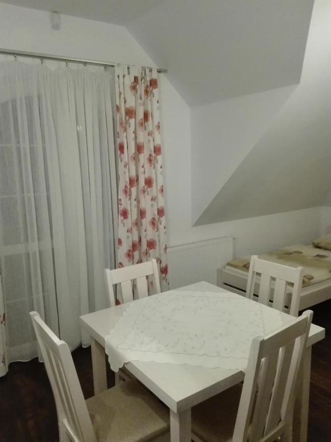 Villa Aurelia Pokoje Goscinne I Domki Letniskowe Mielenko Exteriér fotografie