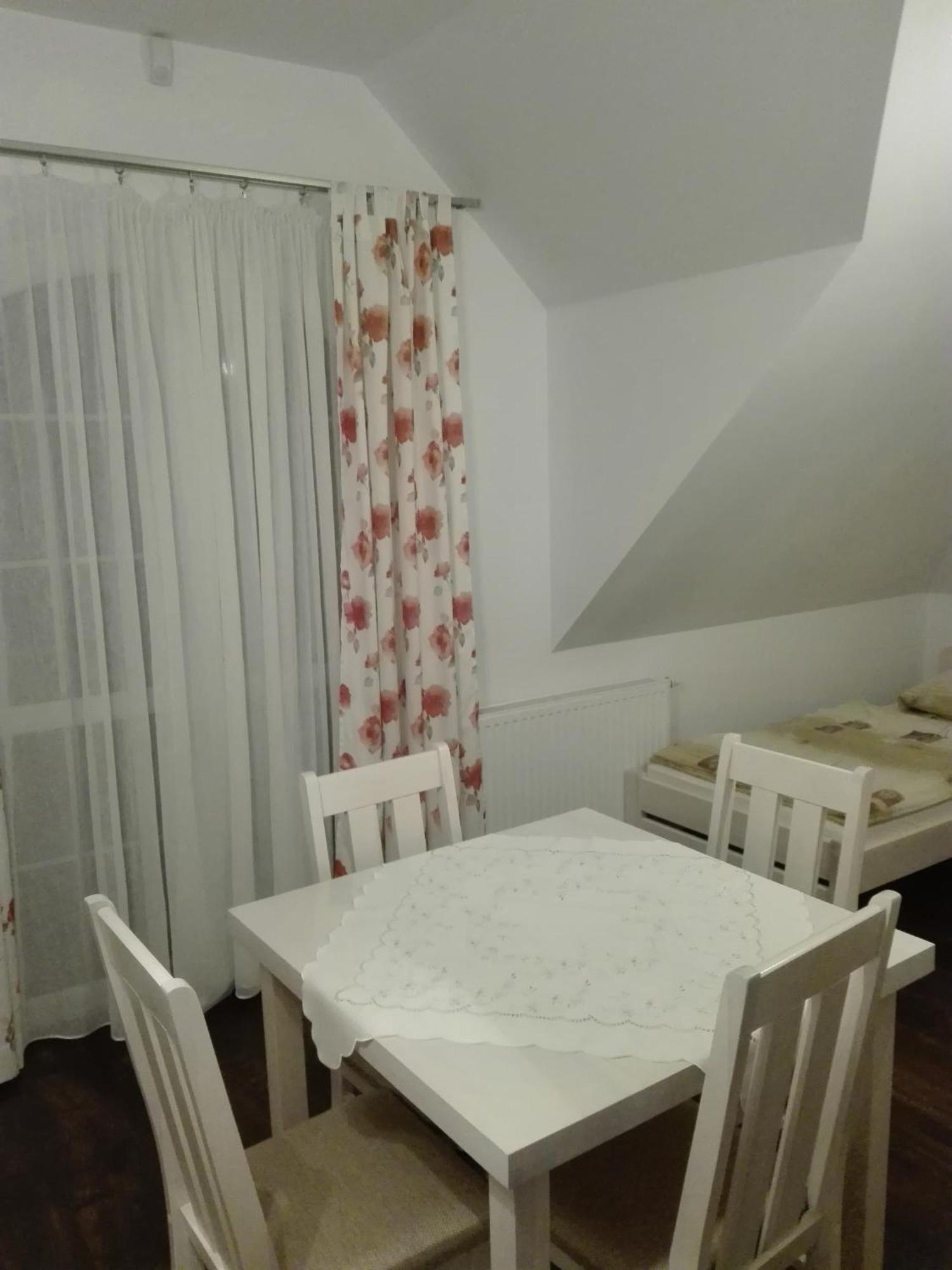 Villa Aurelia Pokoje Goscinne I Domki Letniskowe Mielenko Exteriér fotografie