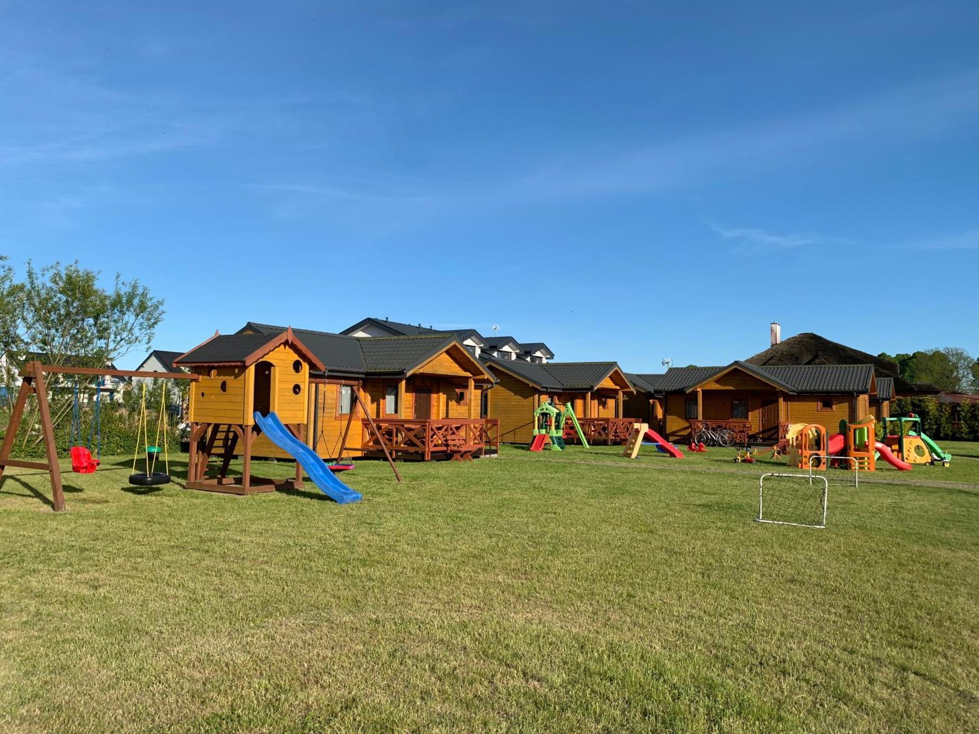 Villa Aurelia Pokoje Goscinne I Domki Letniskowe Mielenko Exteriér fotografie