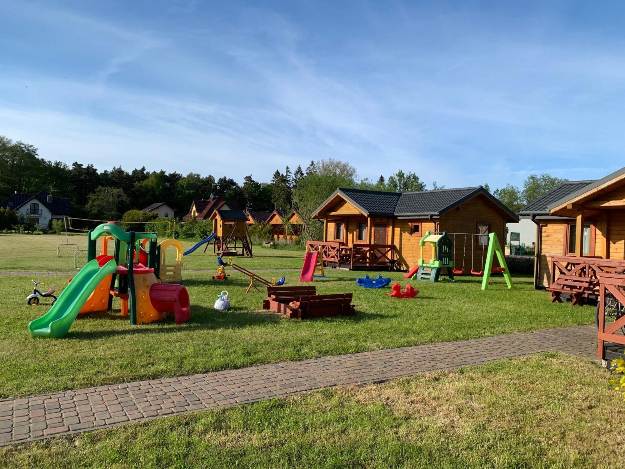 Villa Aurelia Pokoje Goscinne I Domki Letniskowe Mielenko Exteriér fotografie